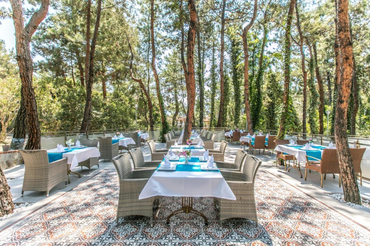 Peninsula Pine Club Boutique Hotel & Spa - Islamic Concept Kusadası Exterior foto